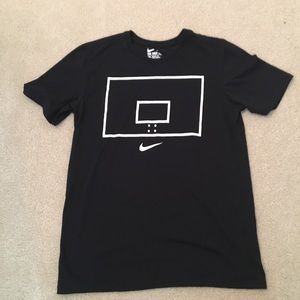 Nike basketball tee